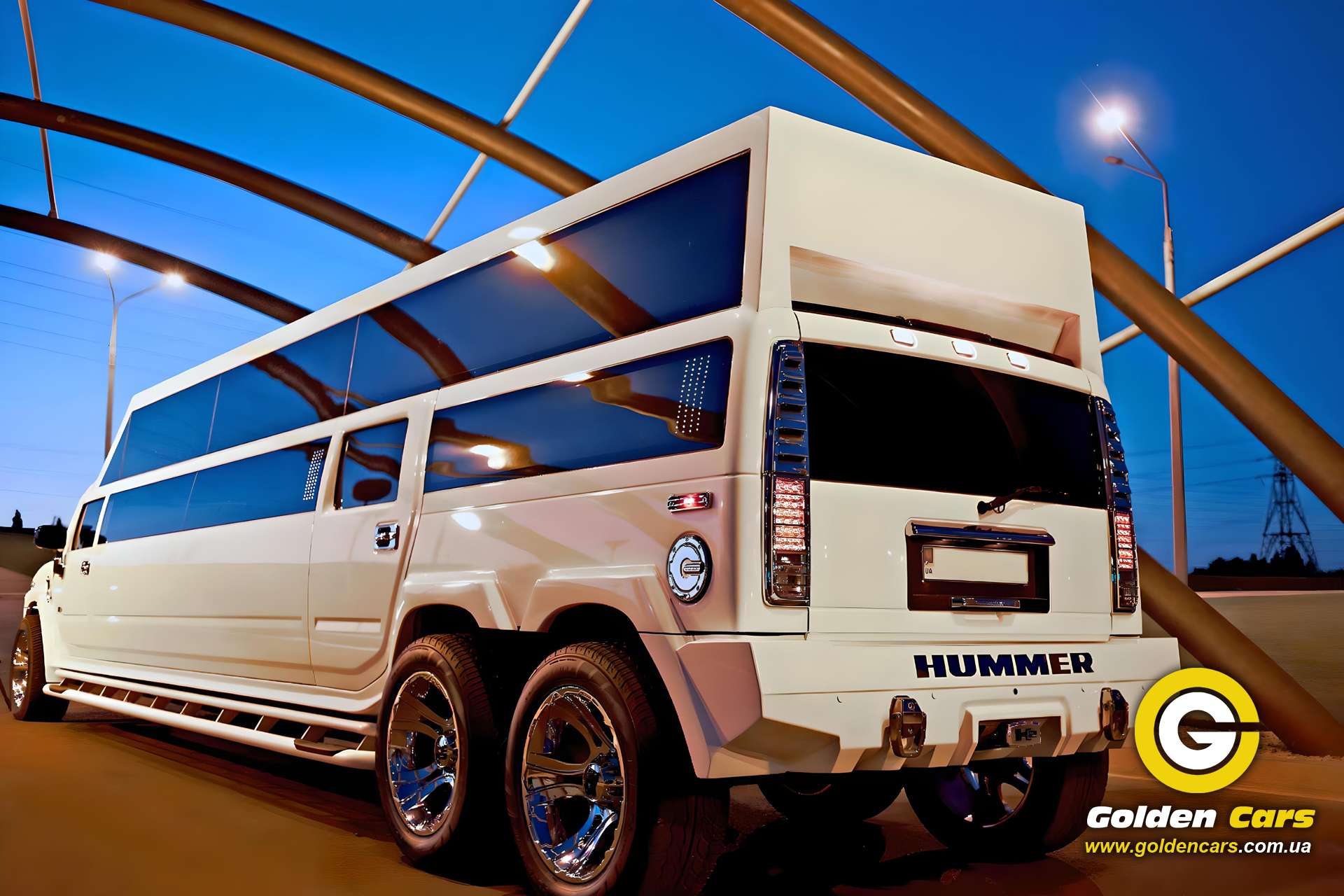 Лімузин MEGA Hummer H2 "Golden Star"