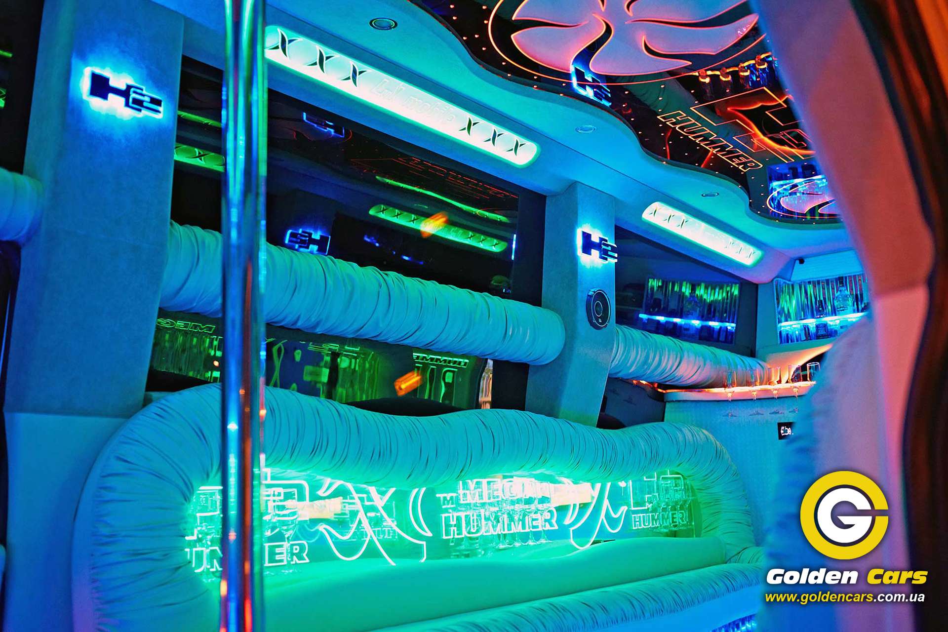 Лімузин MEGA Hummer H2 "Golden Star"