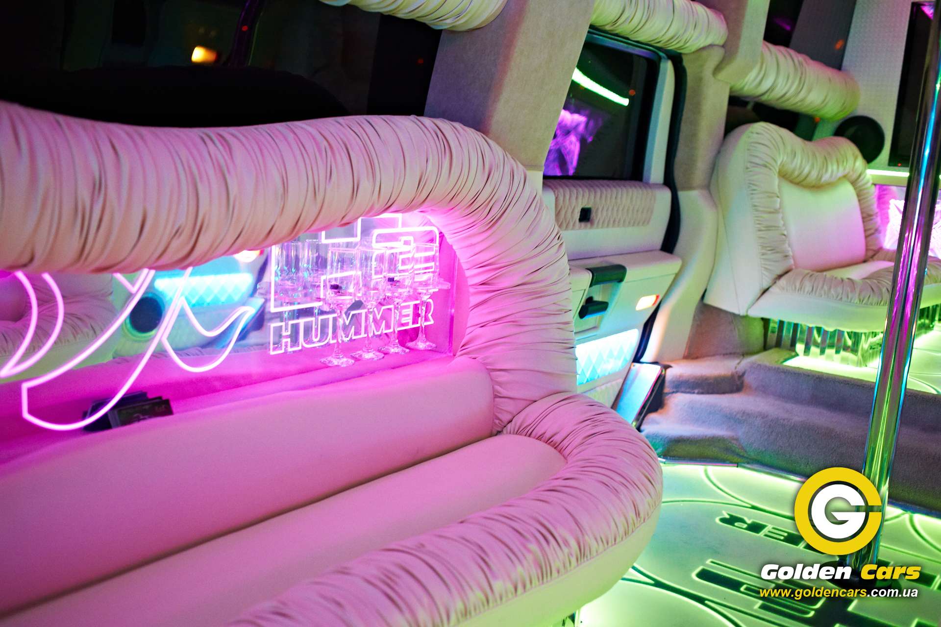Лімузин MEGA Hummer H2 "Golden Star"